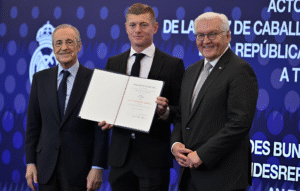 Toni Kroos Receives One of Germany’s Highest Honours at the Bernabéu
