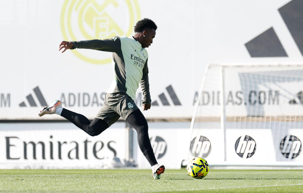 Real Madrid squad vs Alavés