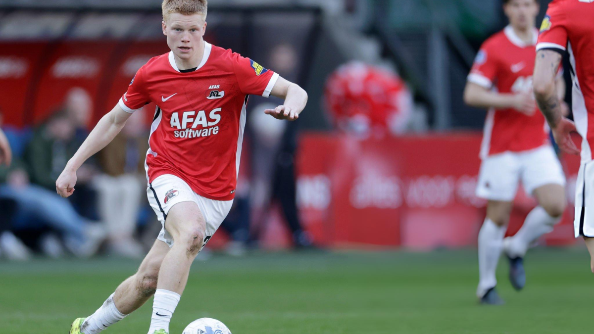 Star Midfielder Kees Smit Opens Door to Real Madrid Move