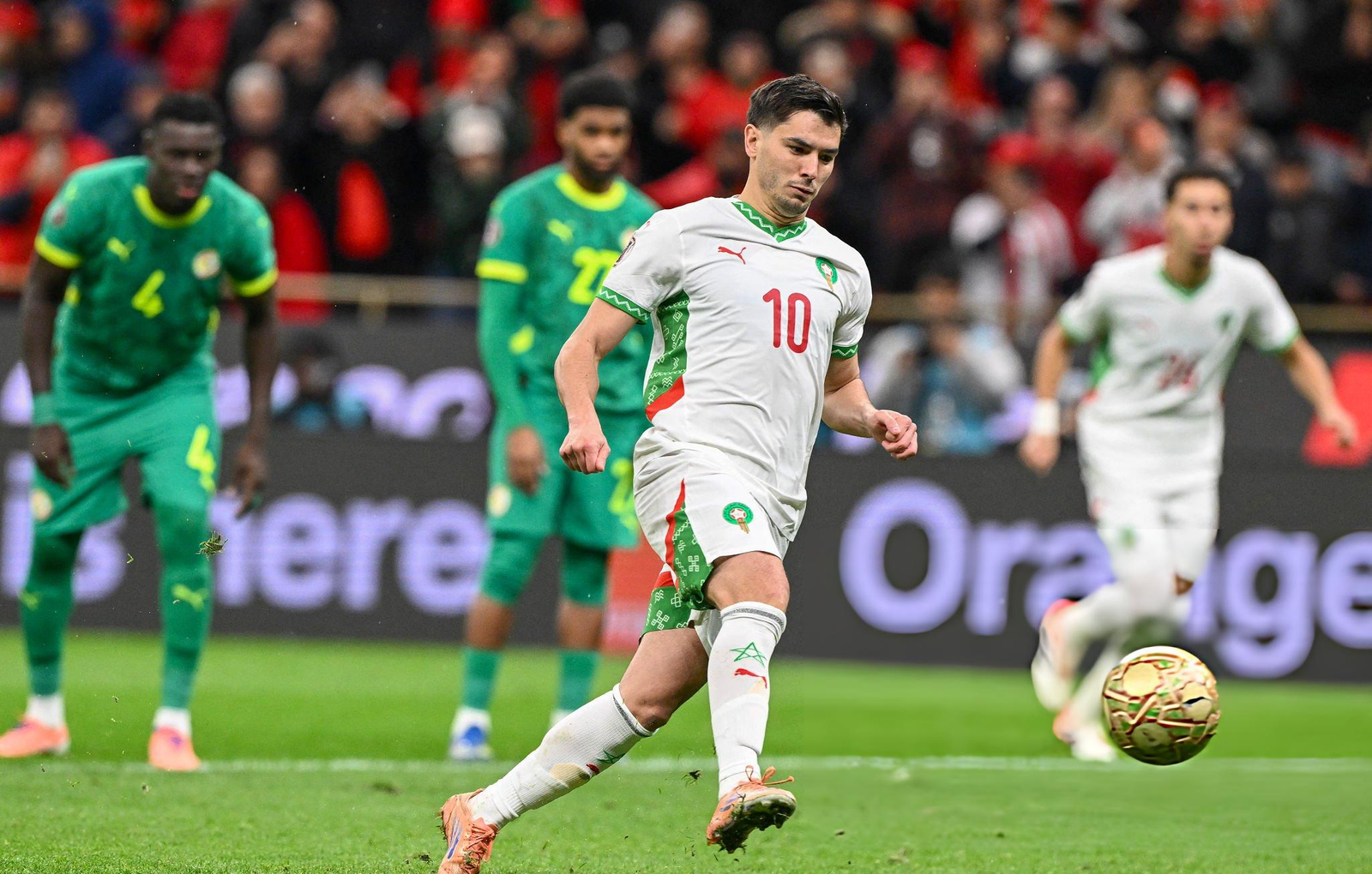 Brahim Diaz ‘Discovers’ Morocco’s AFCON Victory on the Madrid Bench!