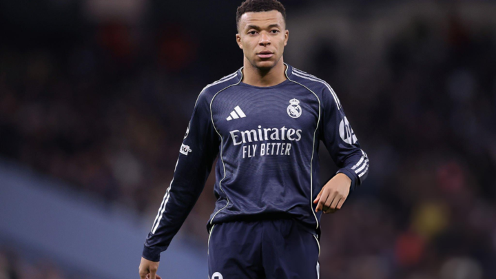 Kylian Mbappe at 100% and Poised to Start in the Madrid Derby