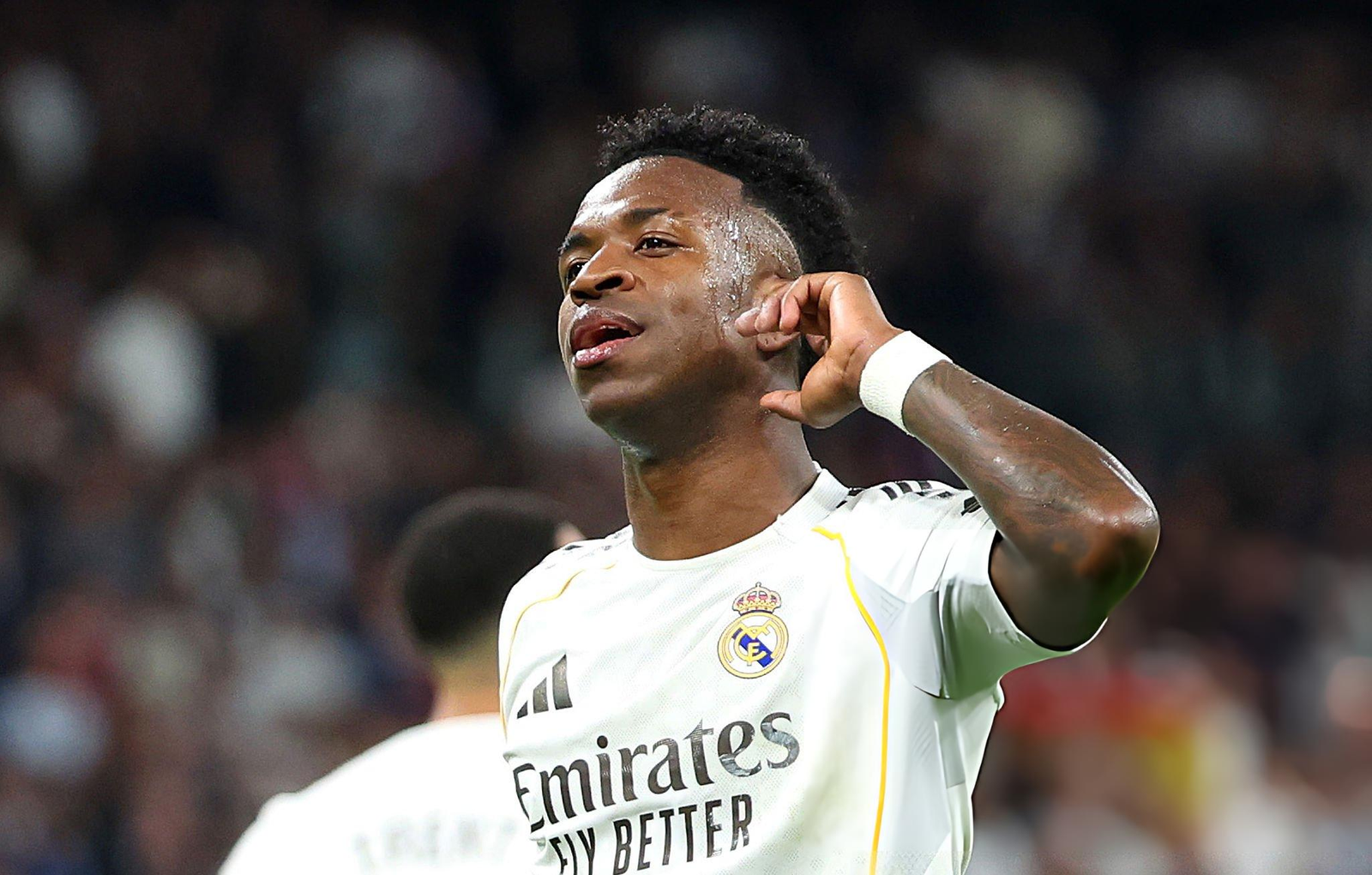 Vinicius Junior Nears Crucial Contract Renewal with Real Madrid