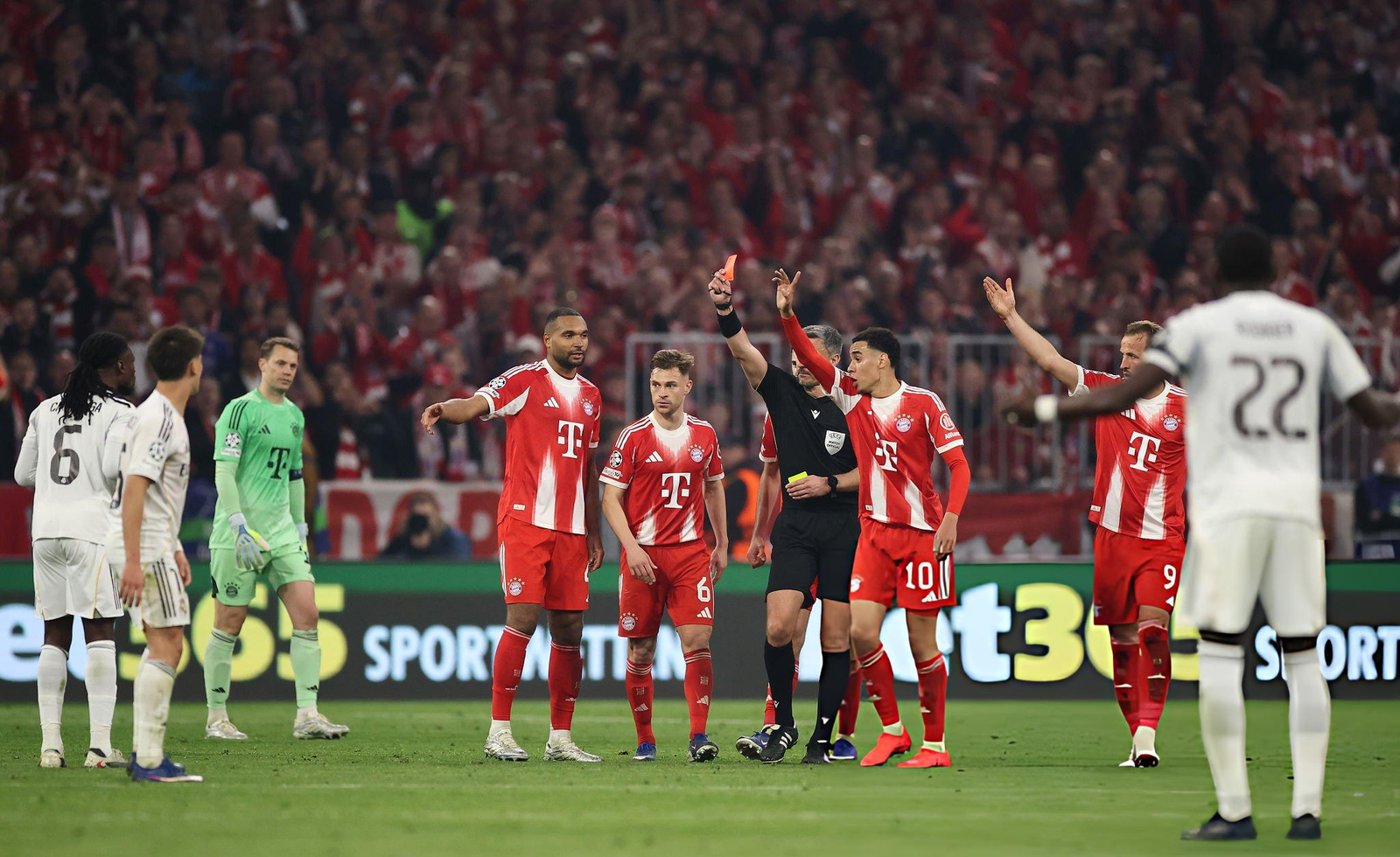 Arbeloa's Furious Theory Behind Camavinga's Red Card 1 Arbeloa’s Furious Theory Behind Camavinga’s Red Card