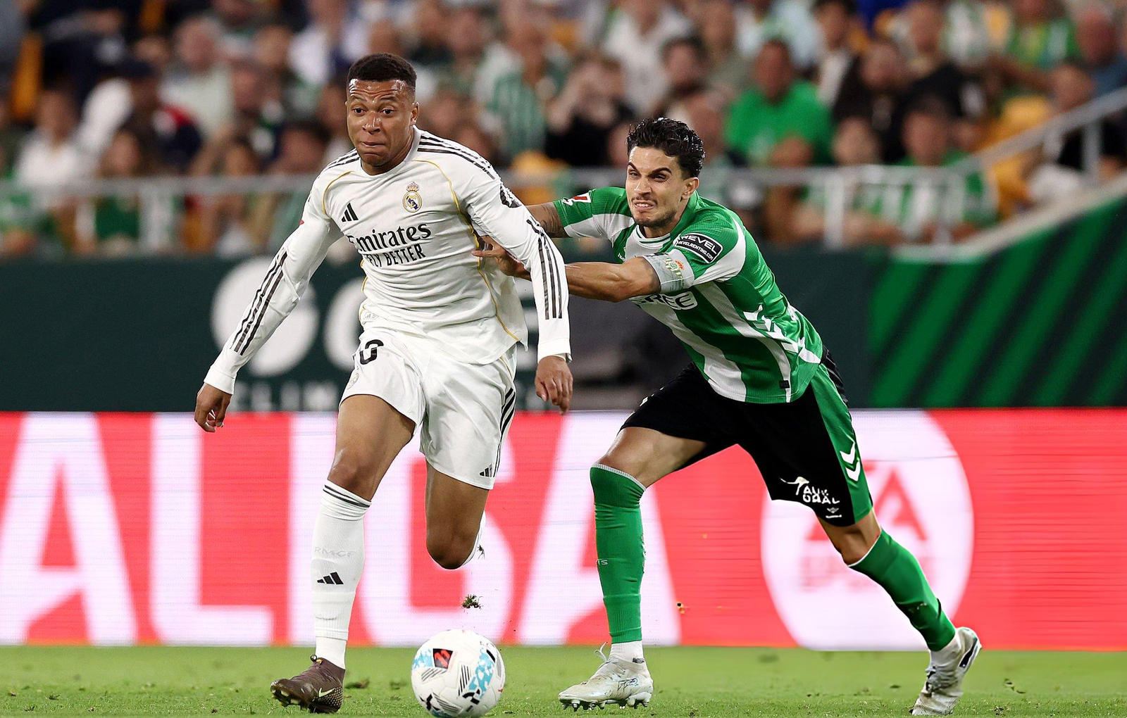 Stunned in Seville: Real Madrid Held to Dramatic Draw by Late Betis Equalizer