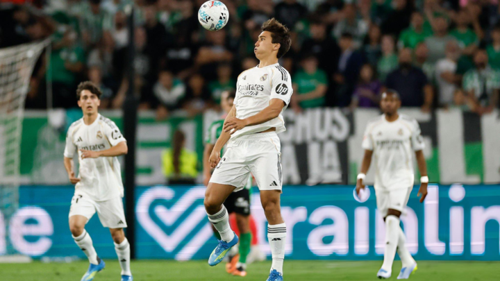 Real Madrid Set €60m Price Tag for Gonzalo García as Dortmund Enter the Race