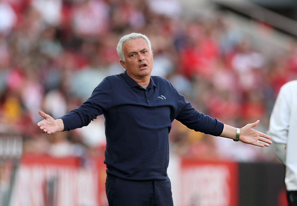"That’s the Only Thing on My Mind": Mourinho Dismisses Madrid Return Speculation 2 Mourinho