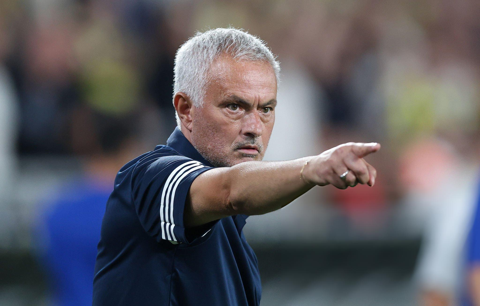 Real Madrid Names Mourinho as “Only Choice” to Save Broken Locker Room
