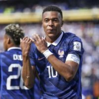 Zidane Eyes Mbappé as Left Winger for France