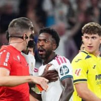 Flick Refuses to Bite on Vinícius Red Card Question