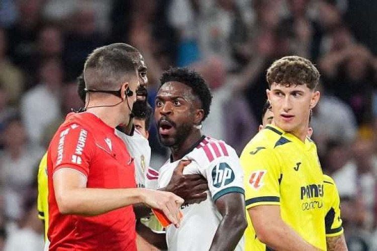 Flick Refuses to Bite on Vinícius Red Card Question 1 Flick Refuses to Bite on Vinícius Red Card Question
