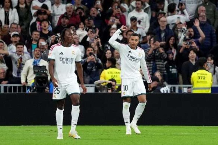 Mbappé's Classy Gesture to Diomandé After Leipzig Rout