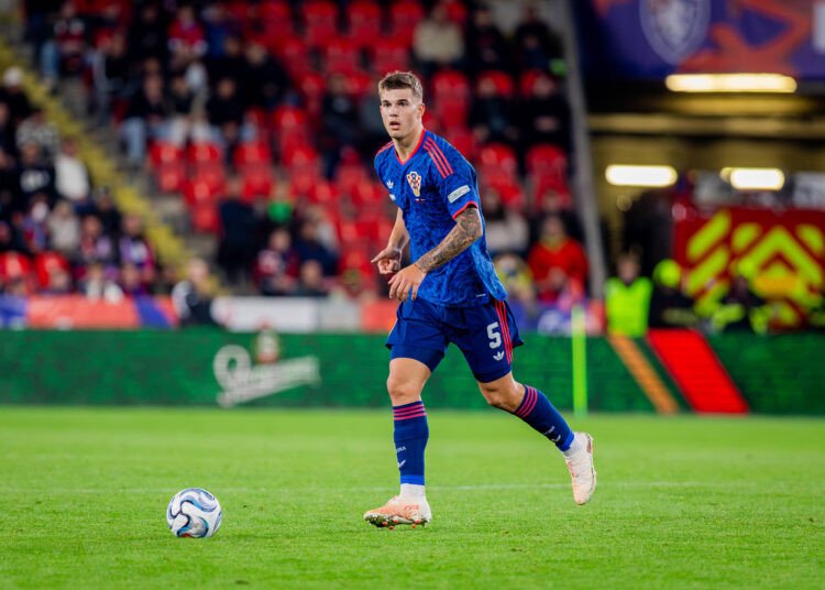Real Madrid Eye Brighton's Vuskovic — But It'll Cost £100M 1 Real Madrid Eye Brighton's Vuskovic — But It'll Cost £100M