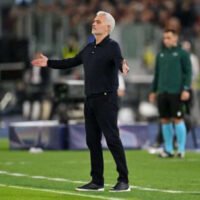 Mourinho Defends Courtois After Teammates Cost Him Clean Sheet